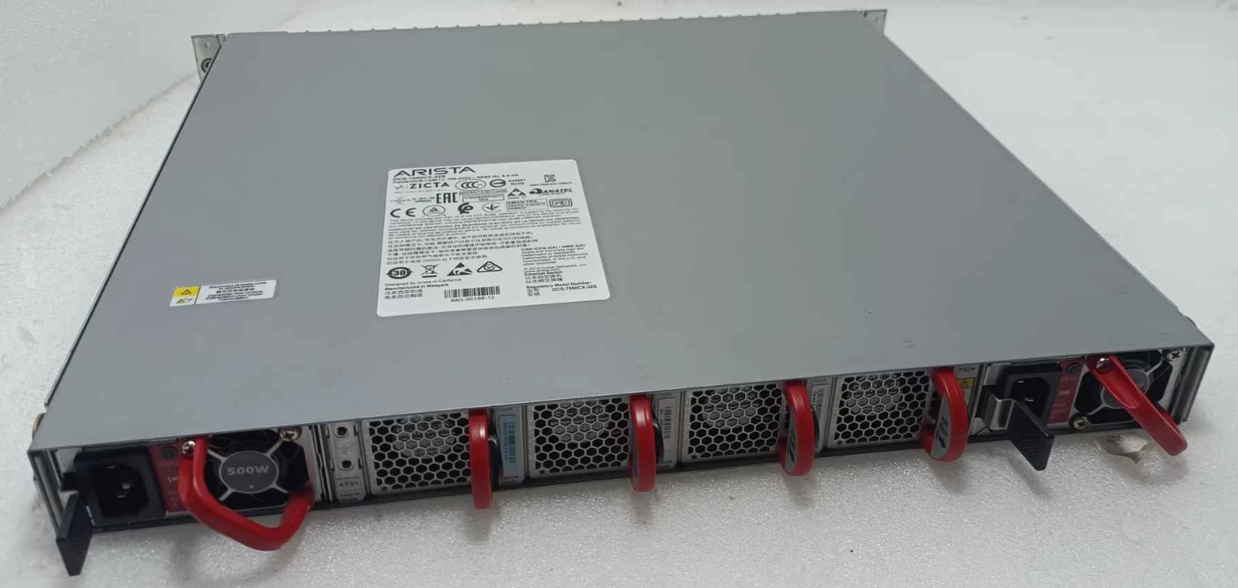 Arista DCS-7060CX-32S-F 32端口数据中心交换机