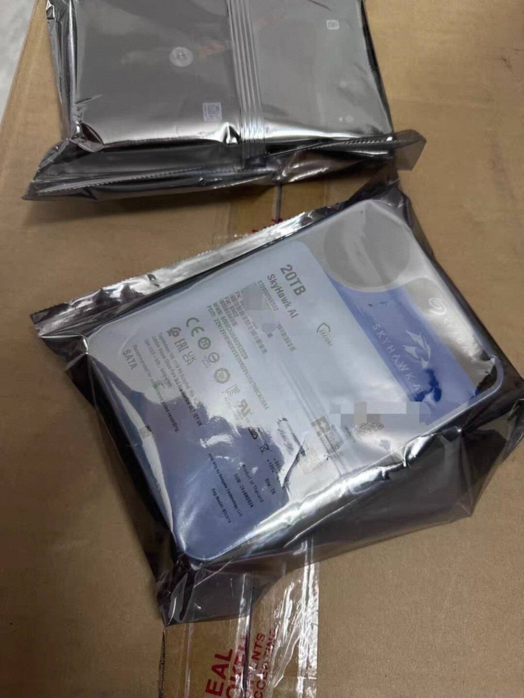 ST20000VE002 外置硬盘 20T 2TB 用于监控